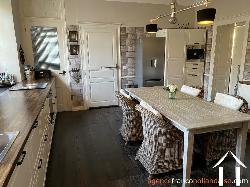 House for sale oradour sur vayres, limousin, Li1057 Image - 9