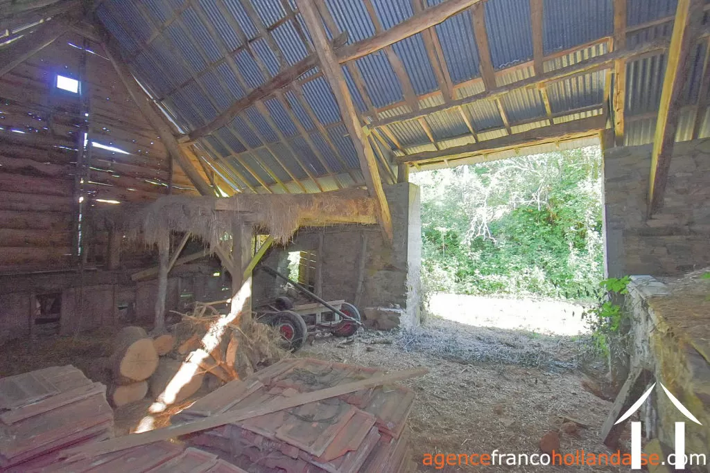 Property 1 hectare ++ for sale la croisille sur briance, limousin, Li1059 Image - 33