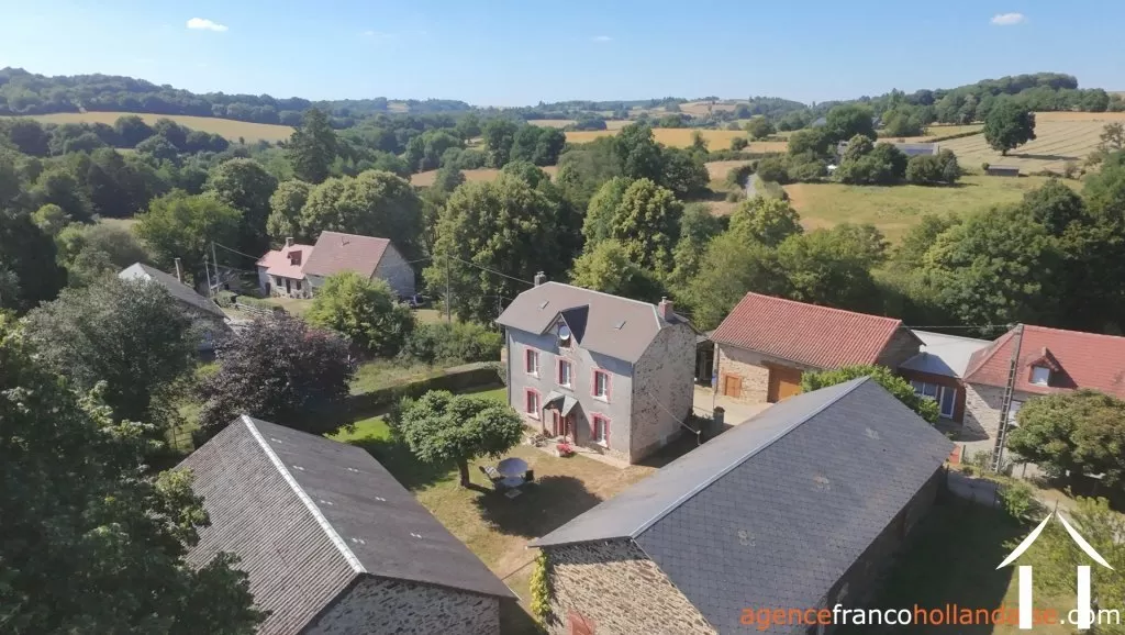 House for sale st meard, limousin, Li1060 Image - 33