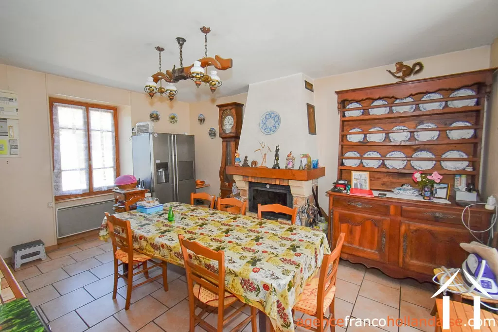 House for sale st meard, limousin, Li1060 Image - 3