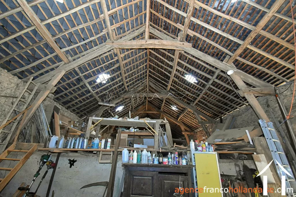 Property 1 hectare ++ for sale la croisille sur briance, limousin, Li1061 Image - 26