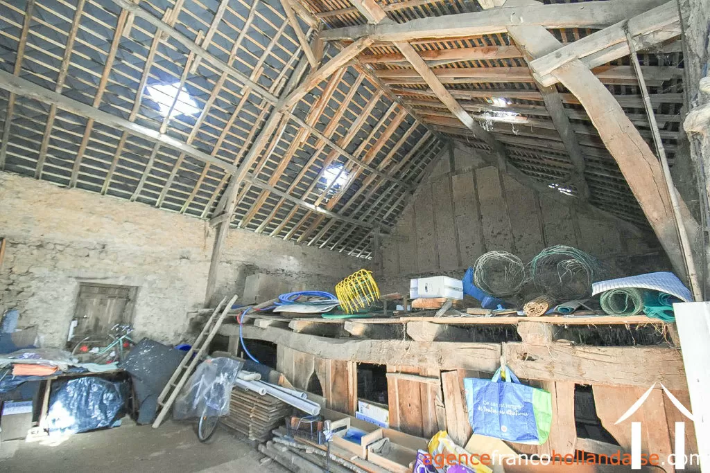 Property 1 hectare ++ for sale la croisille sur briance, limousin, Li1061 Image - 27