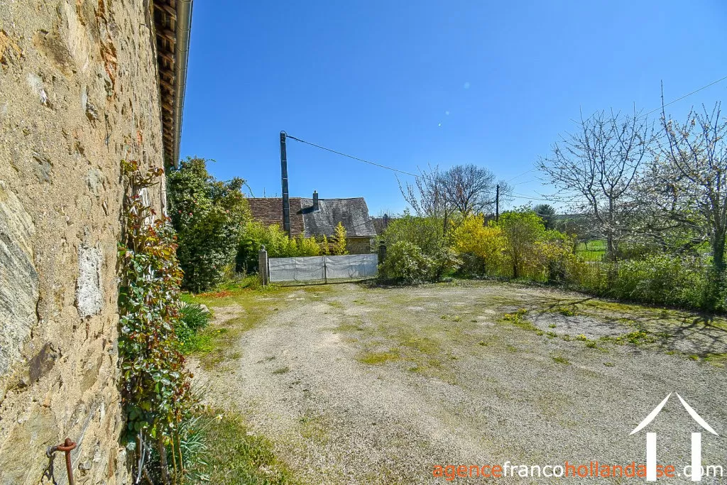 Property 1 hectare ++ for sale la croisille sur briance, limousin, Li1061 Image - 36