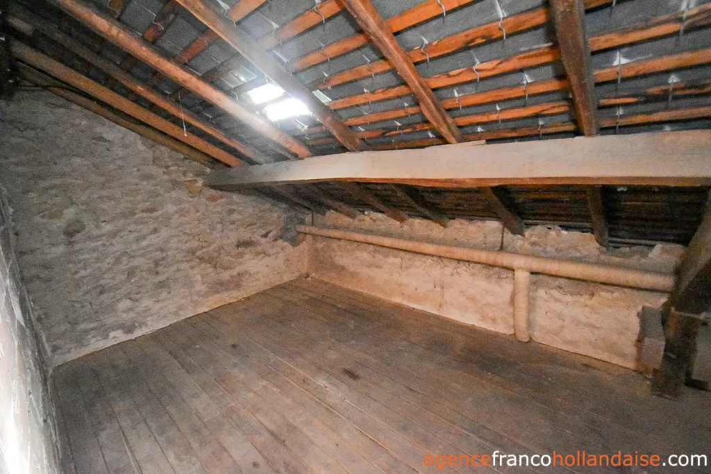 Property 1 hectare ++ for sale chateauneuf la foret, limousin, Li1062 Image - 16