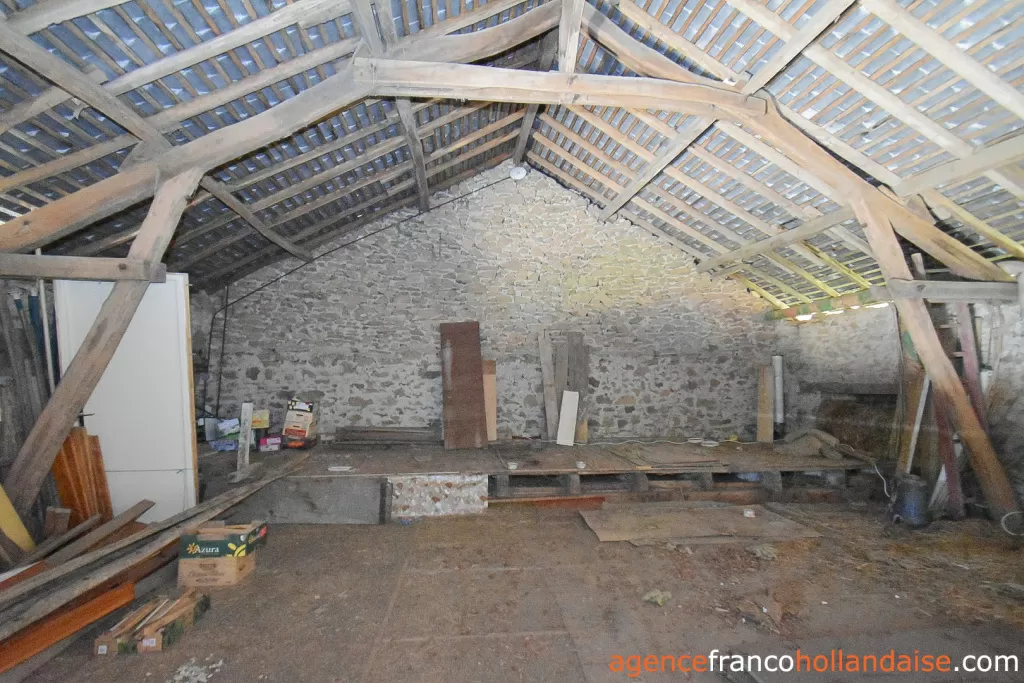 Property 1 hectare ++ for sale chateauneuf la foret, limousin, Li1062 Image - 19