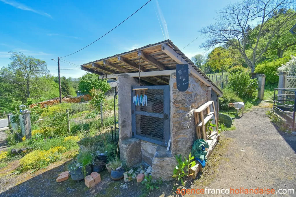 Property 1 hectare ++ for sale chateauneuf la foret, limousin, Li1062 Image - 27