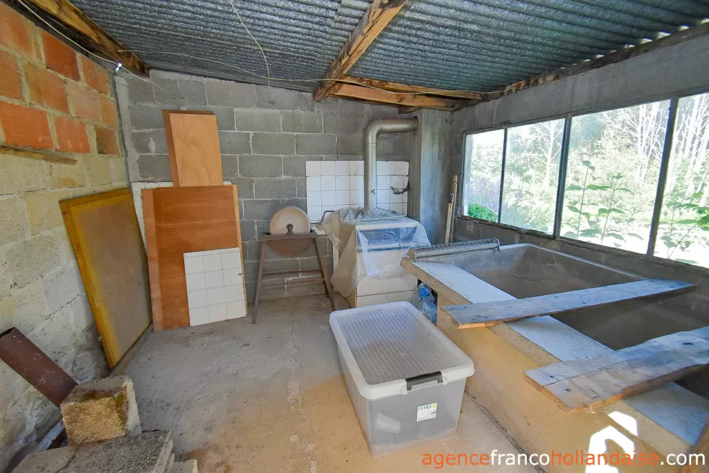 Property 1 hectare ++ for sale chateauneuf la foret, limousin, Li1062 Image - 39