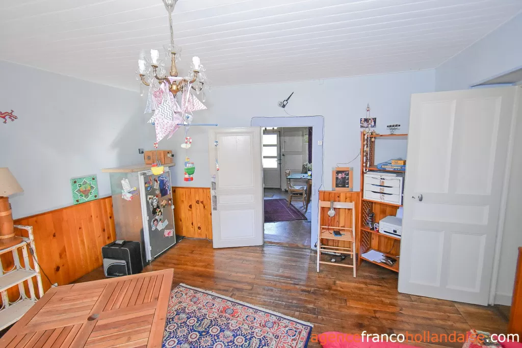 Property 1 hectare ++ for sale chateauneuf la foret, limousin, Li1062 Image - 7