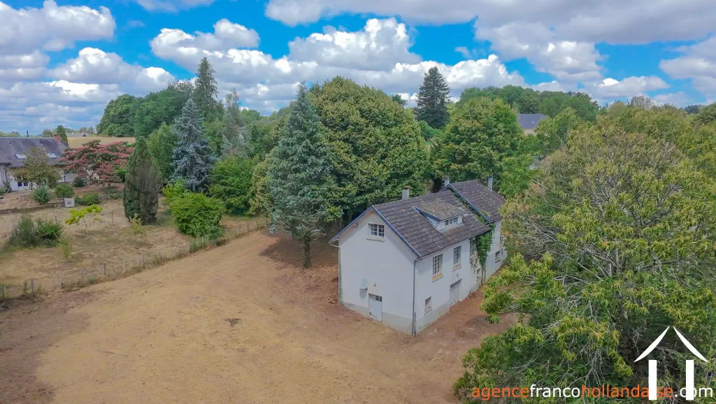 Village house for sale meilhards, limousin, Li1063 Image - 31