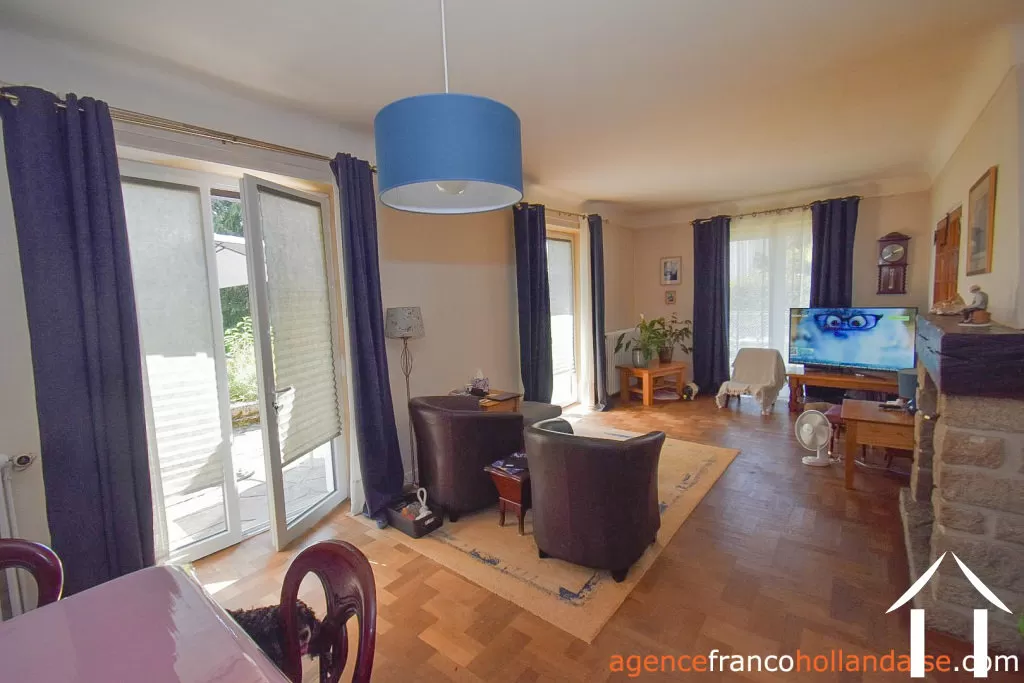 House for sale chateauneuf la foret, limousin, Li1064 Image - 5