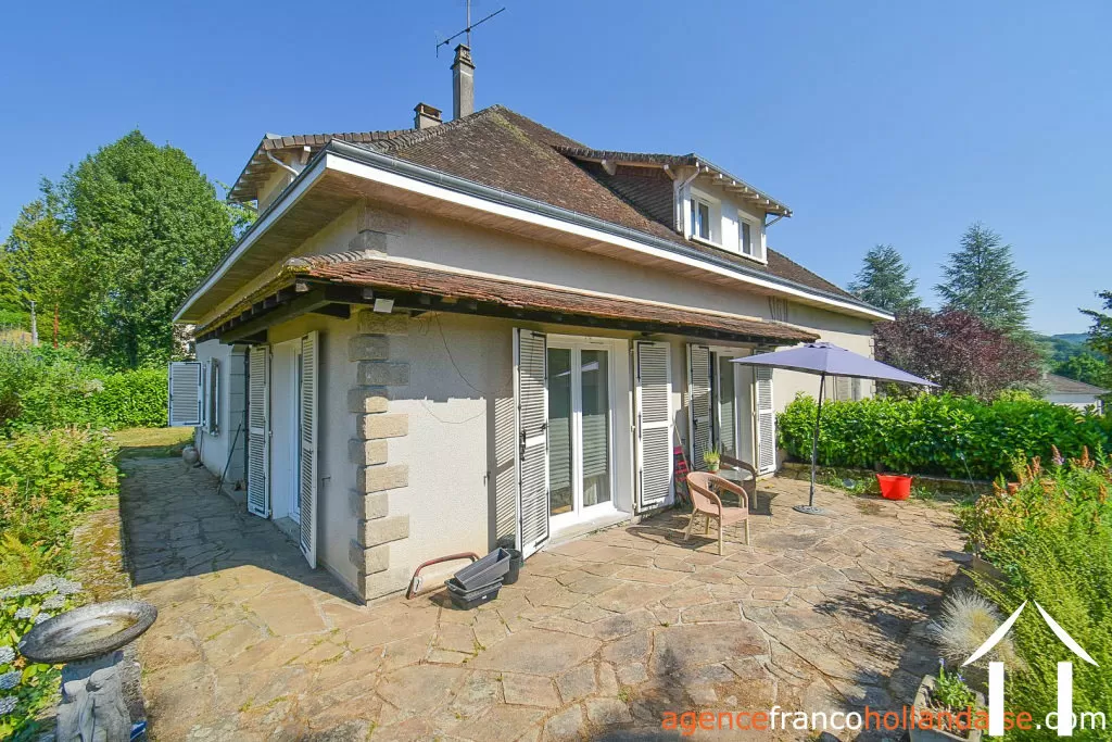 House for sale chateauneuf la foret, limousin, Li1064 Image - 1