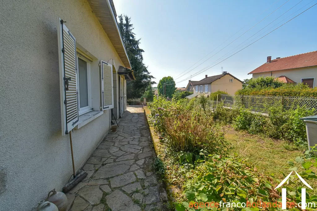 House for sale chateauneuf la foret, limousin, Li1064 Image - 32
