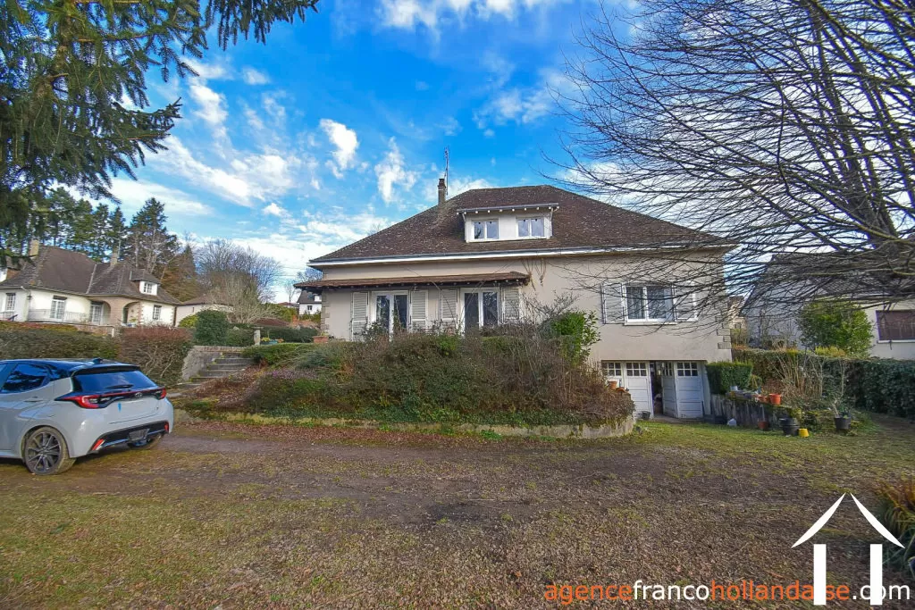 House for sale chateauneuf la foret, limousin, Li1064 Image - 28