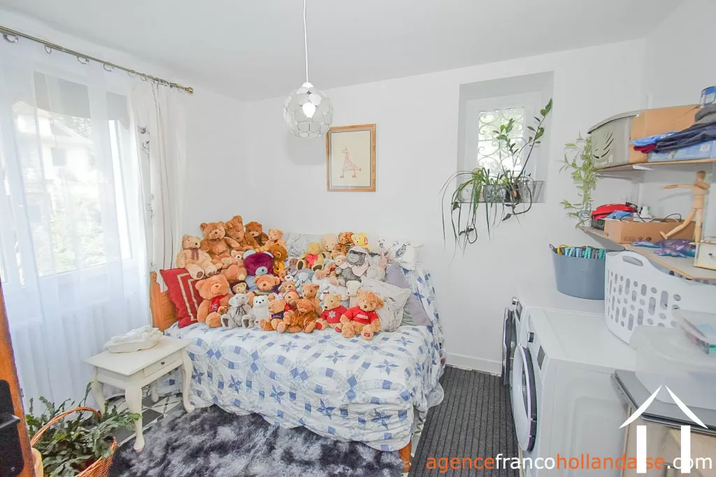 House for sale chateauneuf la foret, limousin, Li1064 Image - 15
