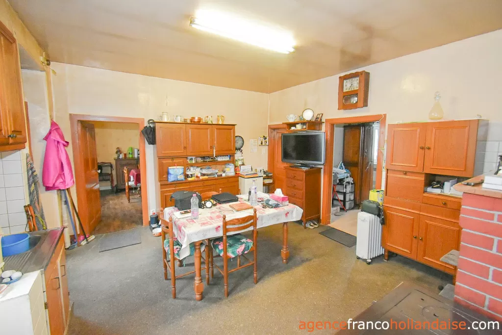 House for sale st vitte sur briance, limousin, Li1065 Image - 4