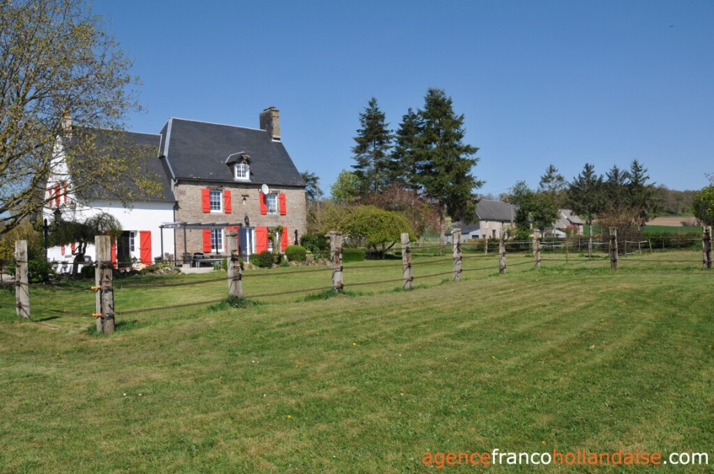 House for sale landelles et coupigny, basse-normandie, Li1066 Image - 2
