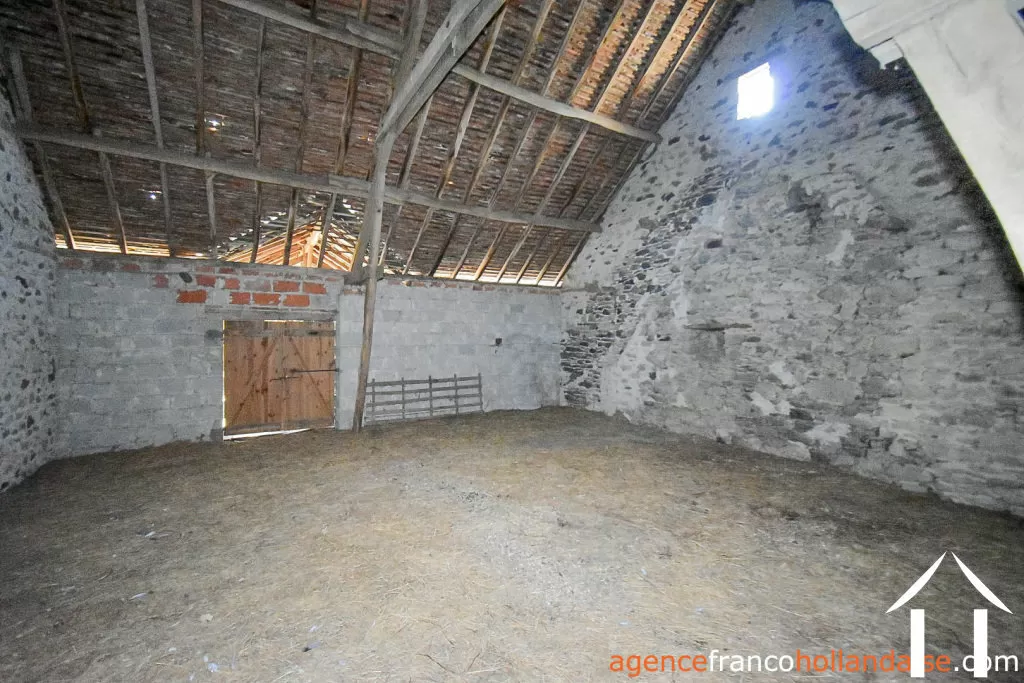 House for sale la porcherie, limousin, Li1067 Image - 23