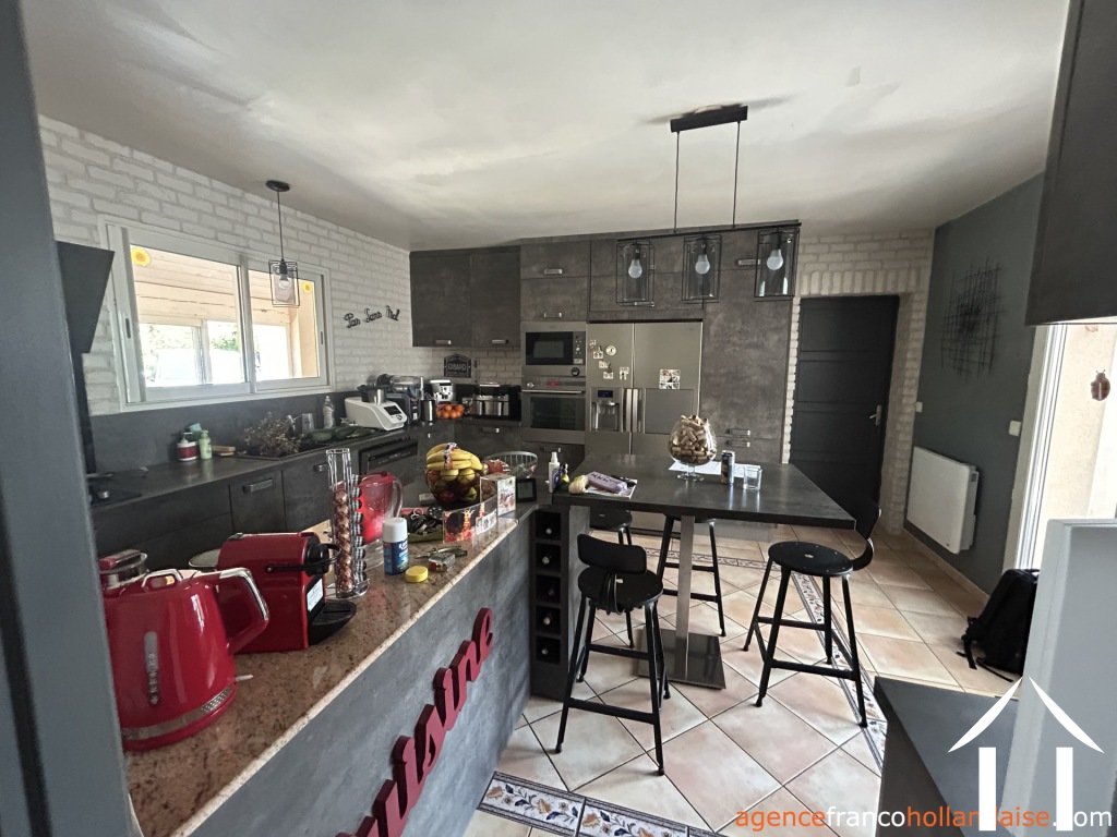 House with guest house for sale brouchaud, aquitaine, Li1068 Image - 9