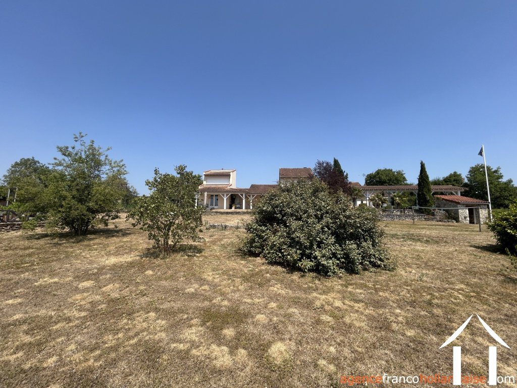 House with guest house for sale brouchaud, aquitaine, Li1068 Image - 43