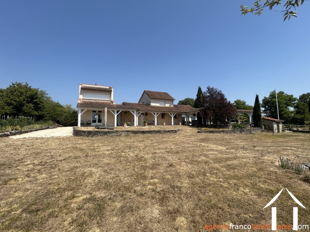 House with guest house for sale brouchaud, aquitaine, Li1068 Image - 46