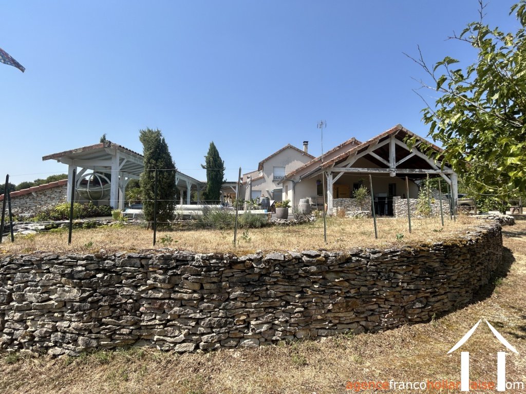 House with guest house for sale brouchaud, aquitaine, Li1068 Image - 2