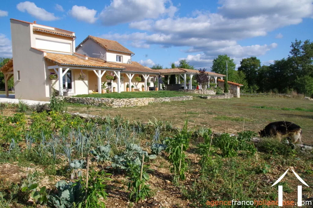 House with guest house for sale brouchaud, aquitaine, Li1068 Image - 49