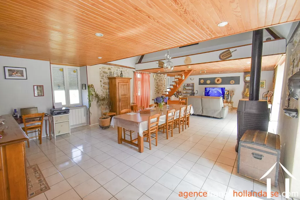 House for sale la porcherie, limousin, Li1069 Image - 4