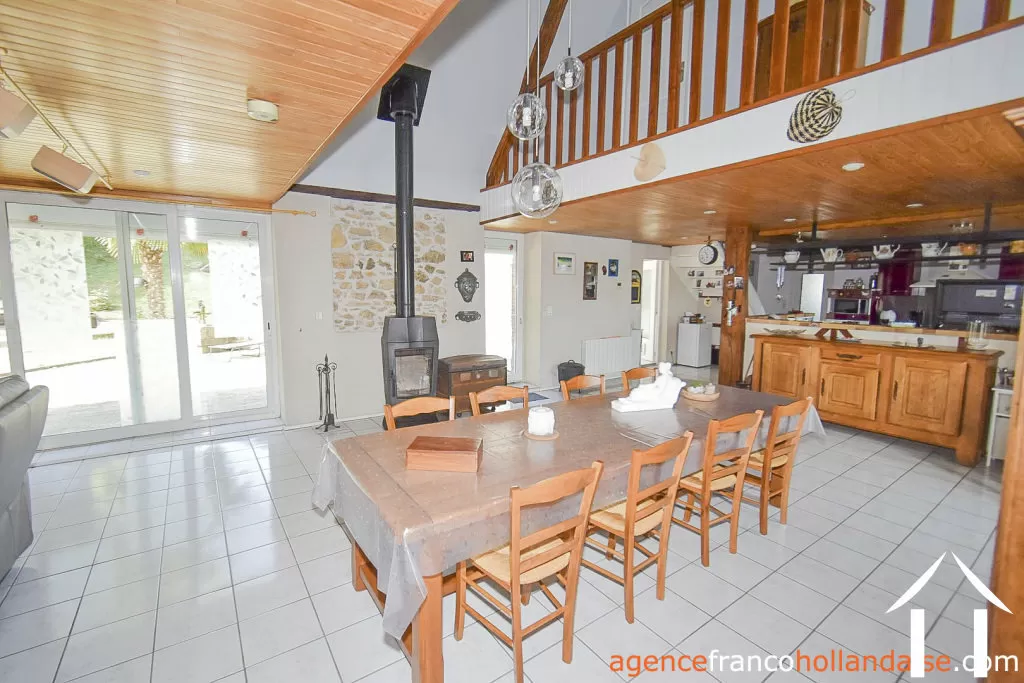 House for sale la porcherie, limousin, Li1069 Image - 8