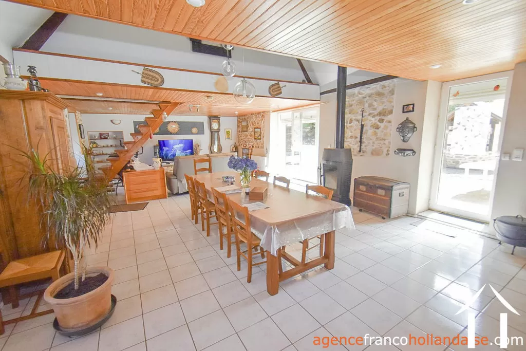 House for sale la porcherie, limousin, Li1069 Image - 2