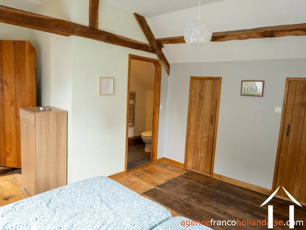 House with guest house for sale lubersac, limousin, Li1070 Image - 32