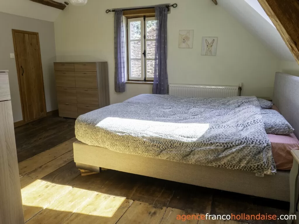 House with guest house for sale lubersac, limousin, Li1070 Image - 14