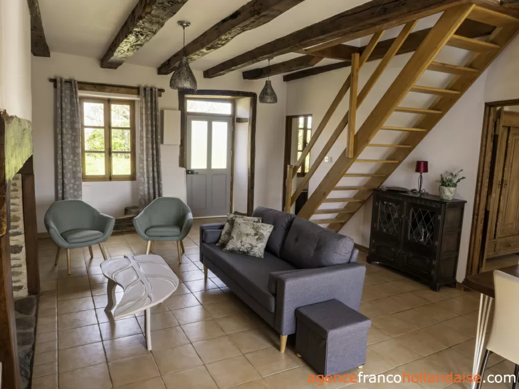 House with guest house for sale lubersac, limousin, Li1070 Image - 47