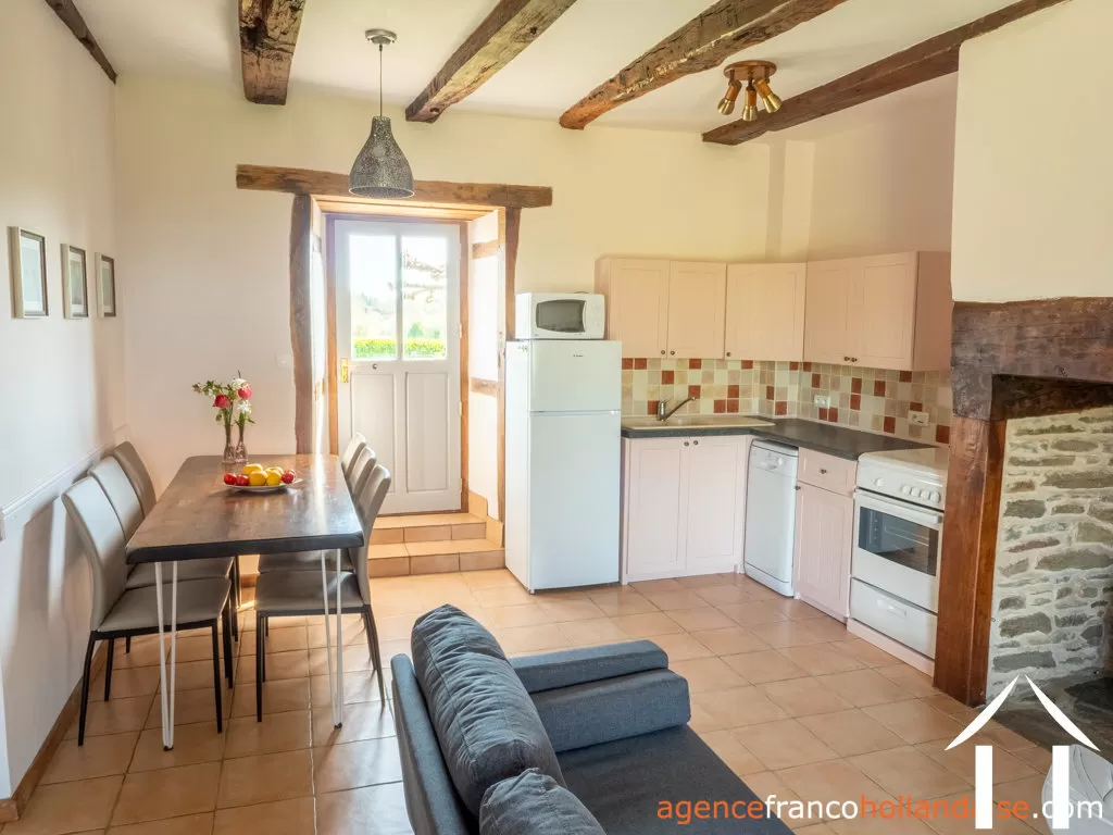 House with guest house for sale lubersac, limousin, Li1070 Image - 67