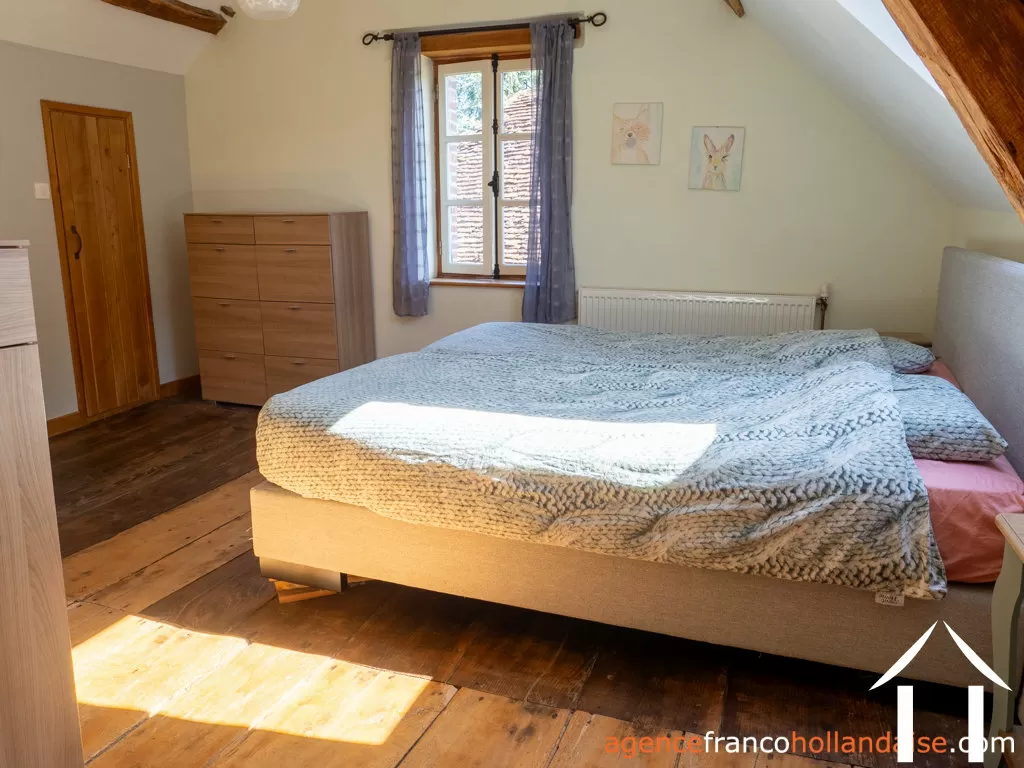 House with guest house for sale lubersac, limousin, Li1070 Image - 28