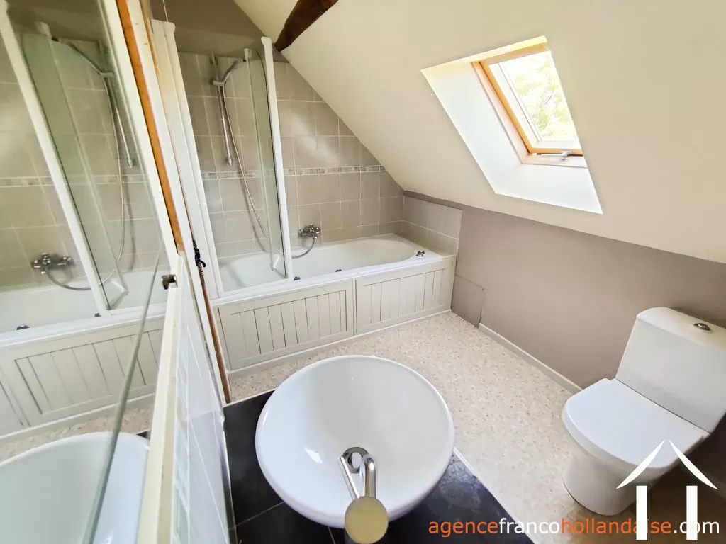 House with guest house for sale lubersac, limousin, Li1070 Image - 34