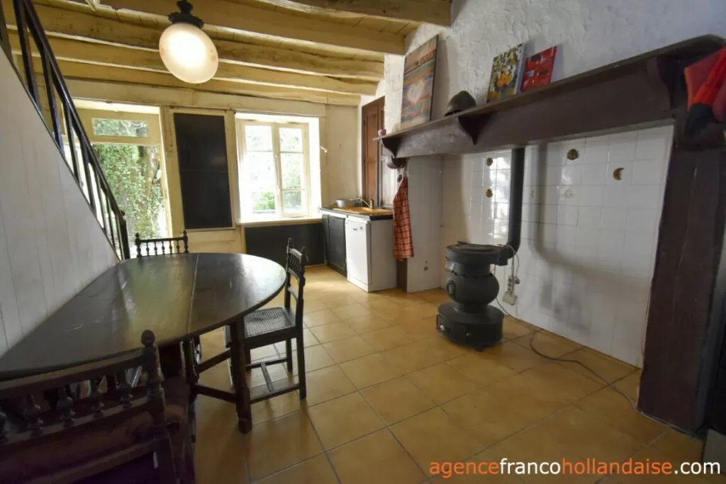 House for sale meilhards, limousin, Li1071 Image - 6