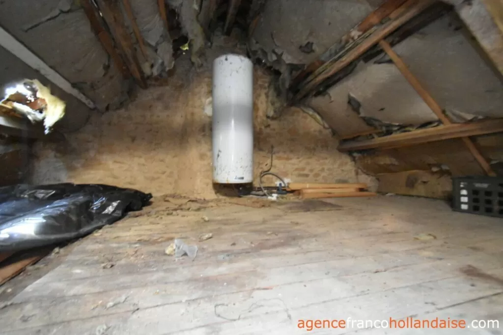 House for sale meilhards, limousin, Li1071 Image - 14