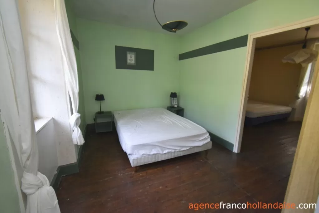 House for sale meilhards, limousin, Li1071 Image - 11
