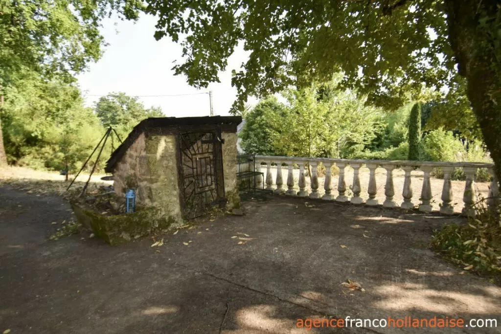 House for sale meilhards, limousin, Li1071 Image - 16
