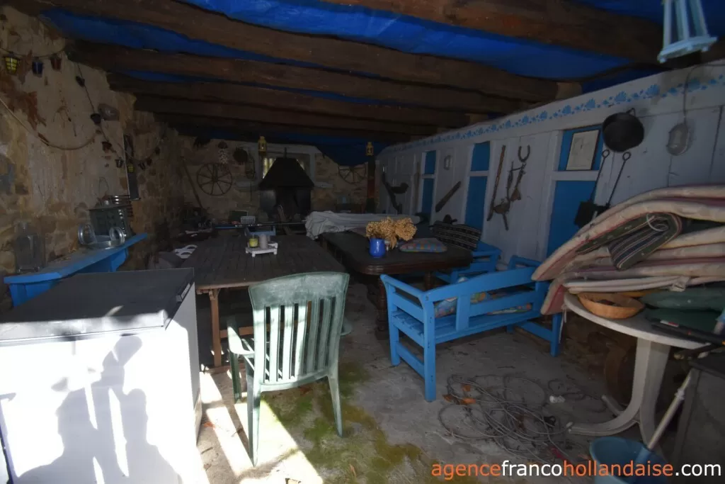 House for sale meilhards, limousin, Li1071 Image - 27