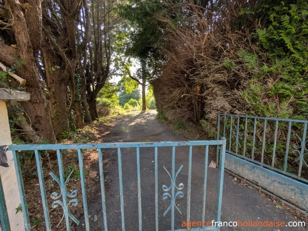 House for sale meilhards, limousin, Li1071 Image - 31