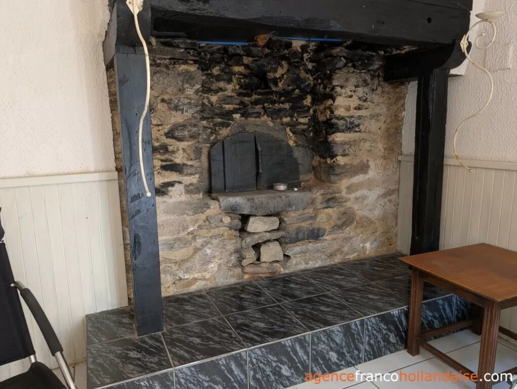 House for sale meilhards, limousin, Li1071 Image - 23