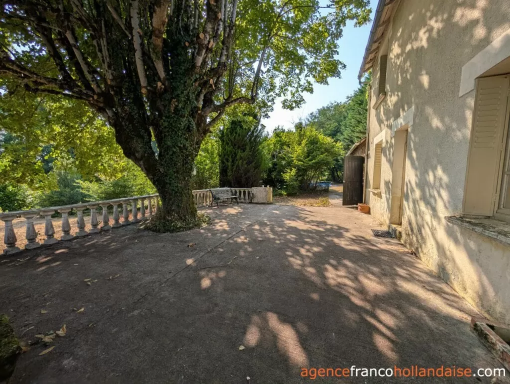 House for sale meilhards, limousin, Li1071 Image - 34