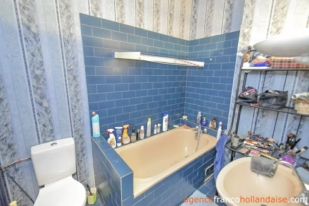 House with guest house for sale st germain les belles, limousin, Li1075 Image - 19