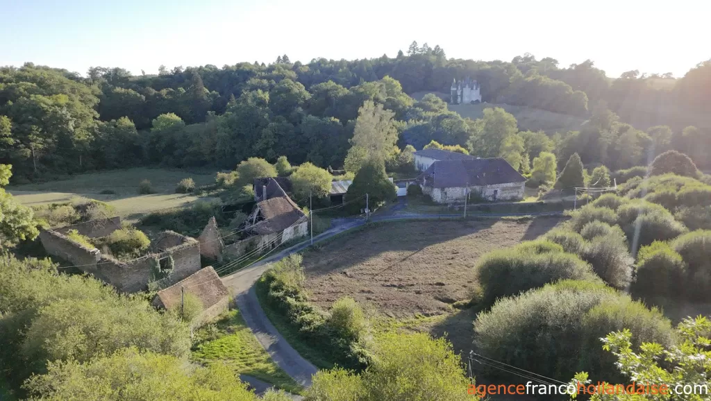 House with guest house for sale st germain les belles, limousin, Li1075 Image - 5
