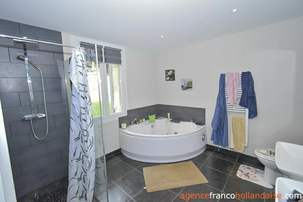 House for sale la croisille sur briance, limousin, Li1076 Image - 15
