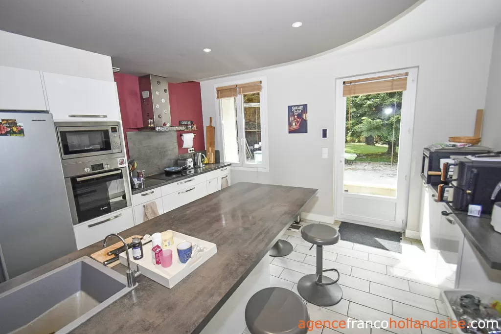 House for sale la croisille sur briance, limousin, Li1076 Image - 6