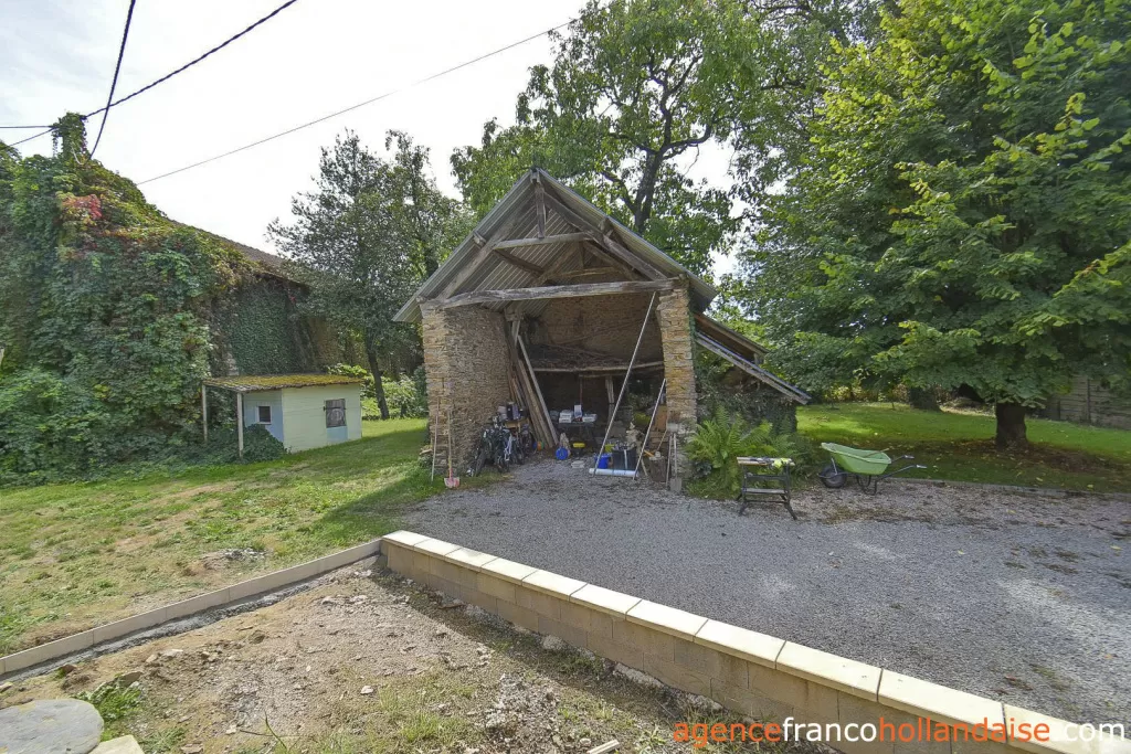 House for sale la croisille sur briance, limousin, Li1076 Image - 35