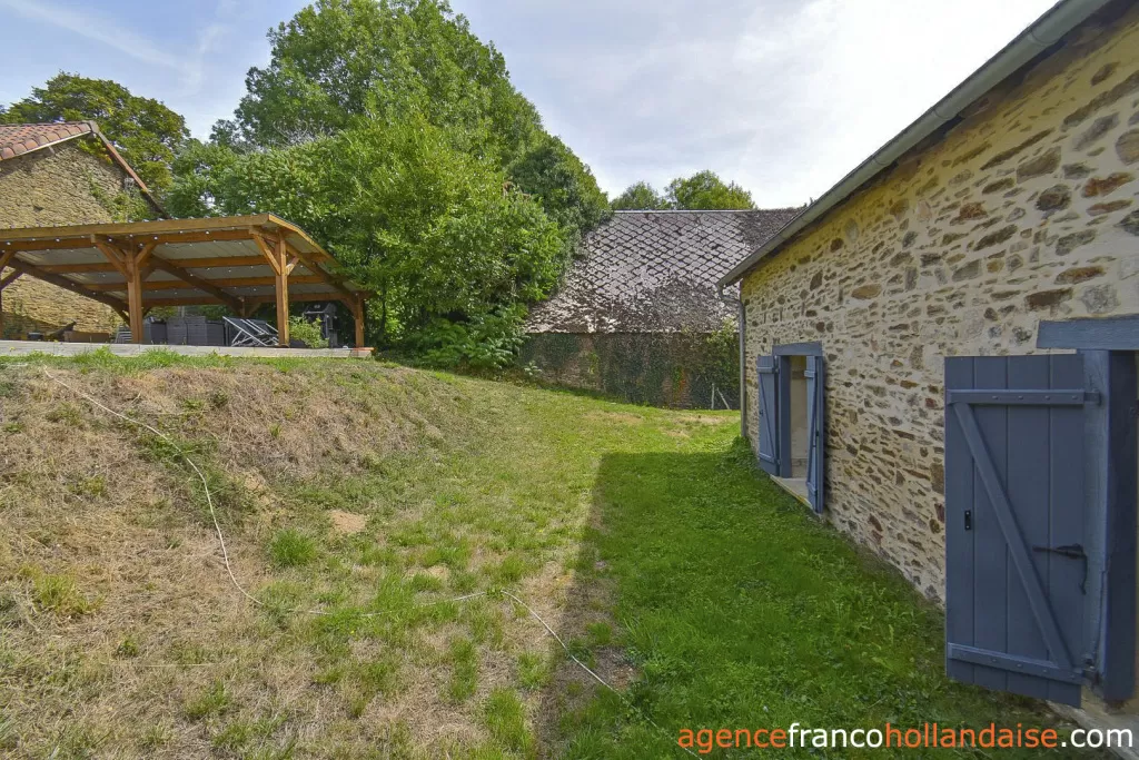 House for sale la croisille sur briance, limousin, Li1076 Image - 50