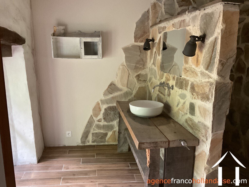 House for sale coussac bonneval, limousin, Li1077 Image - 9